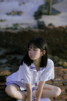 美女热吻